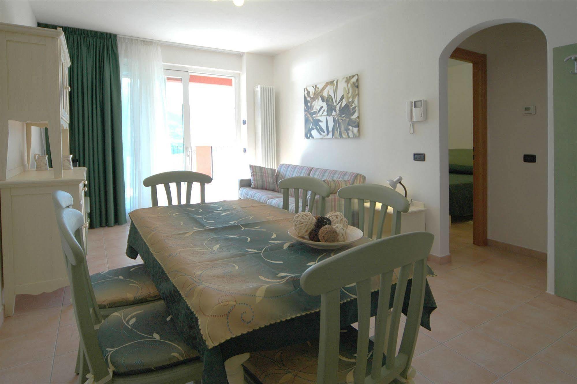 Borgo Del Belanasc Lägenhet Bellano Exteriör bild