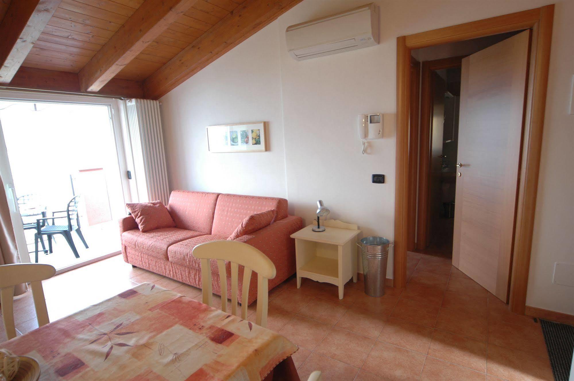 Borgo Del Belanasc Lägenhet Bellano Exteriör bild